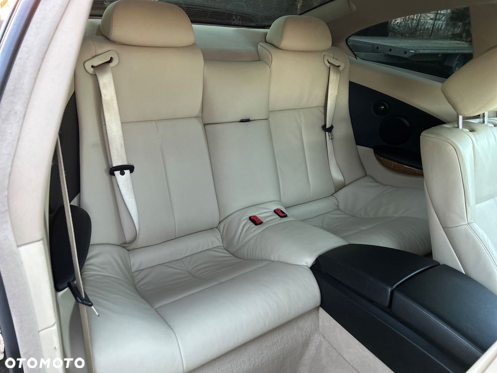 BMW Seria 6 650 i - 17