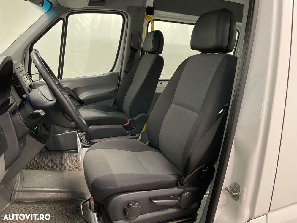 Volkswagen Crafter - 12