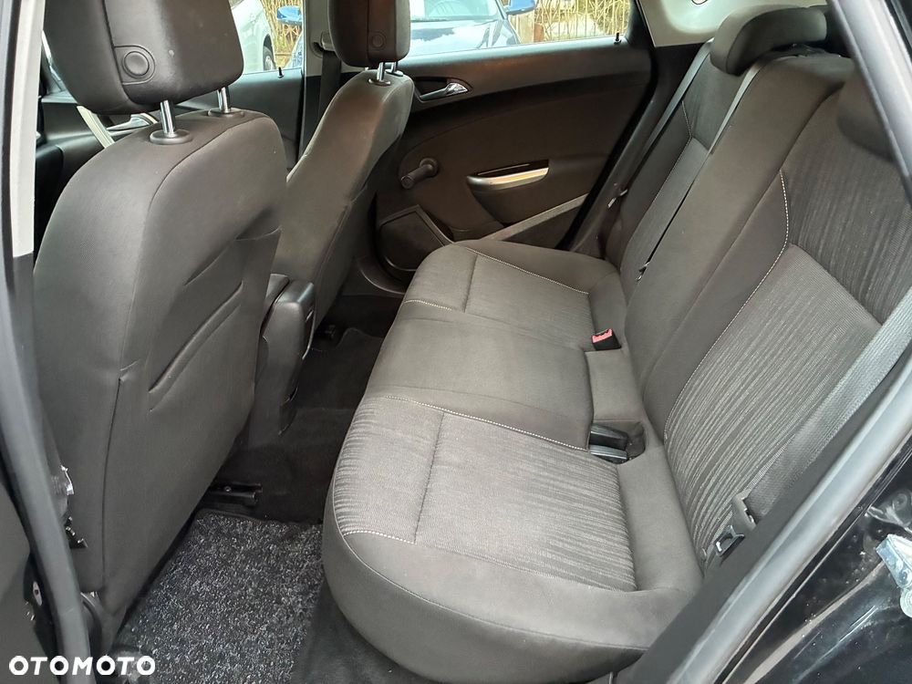 Opel Astra 1.4 Turbo Design Edition - 9