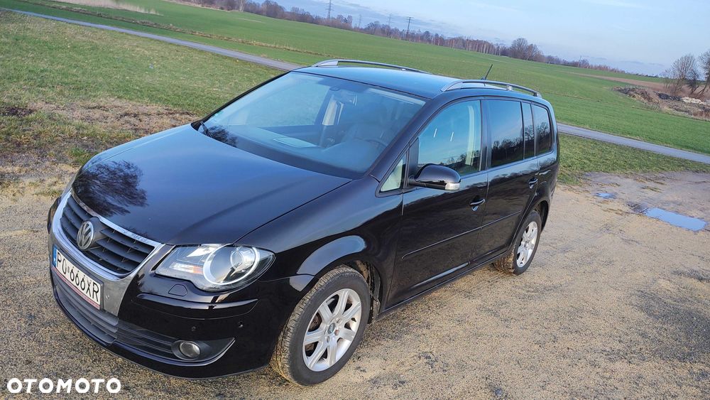 Volkswagen Touran - 3