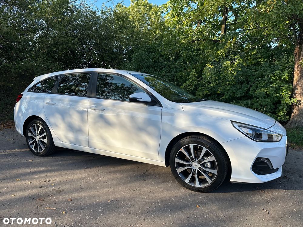 Hyundai i30 1.4 Select - 4