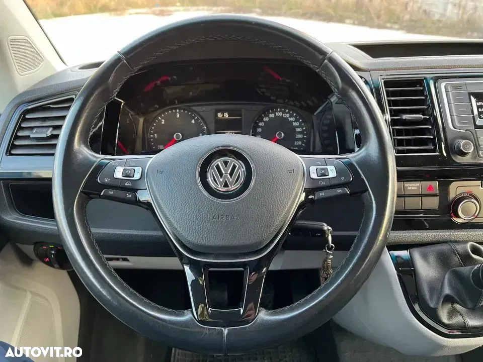 Volkswagen TRANSPORTER/CARAVELLE/MULTIVAN - 9