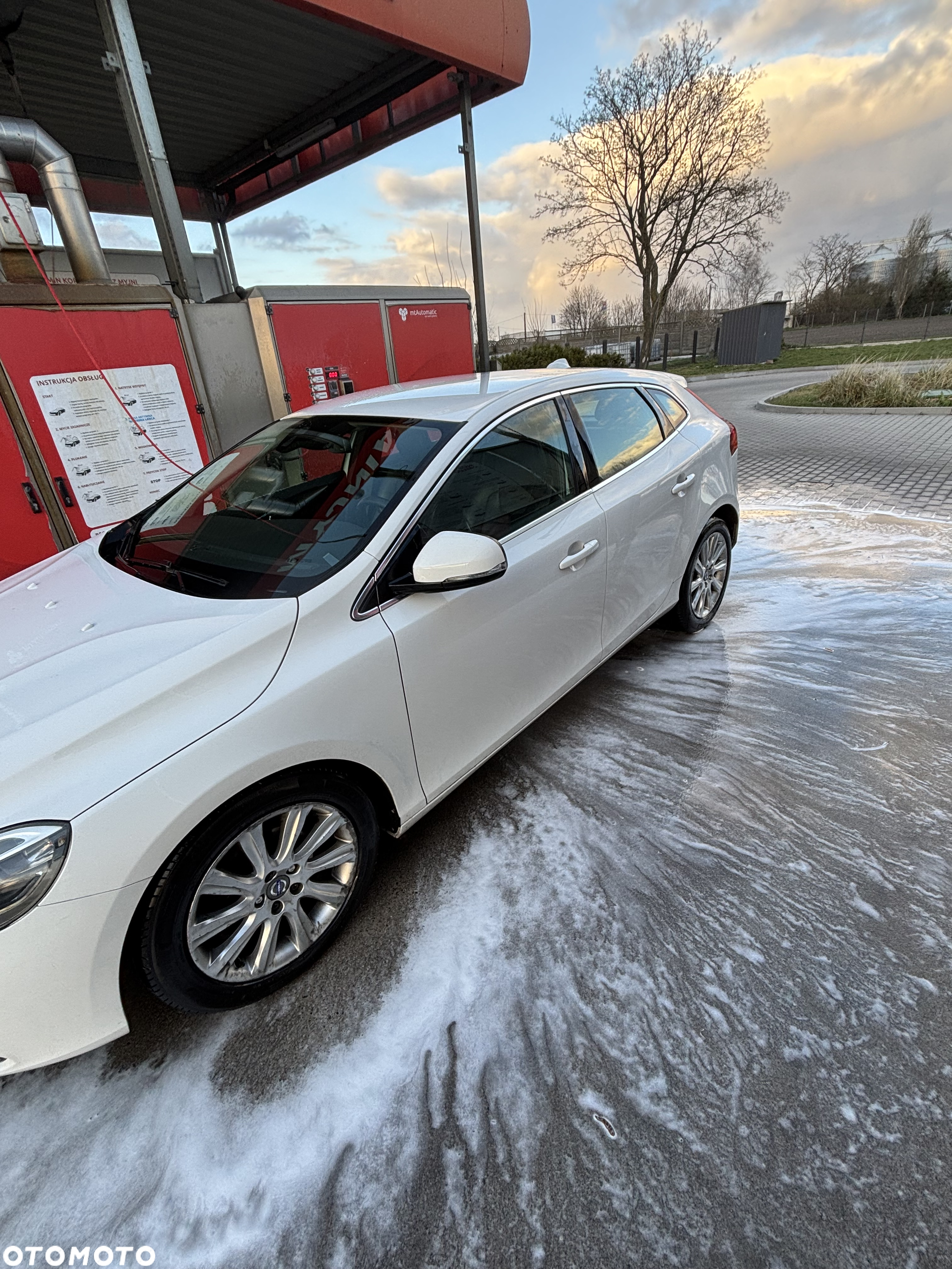 Volvo V40 D2 Base - 3