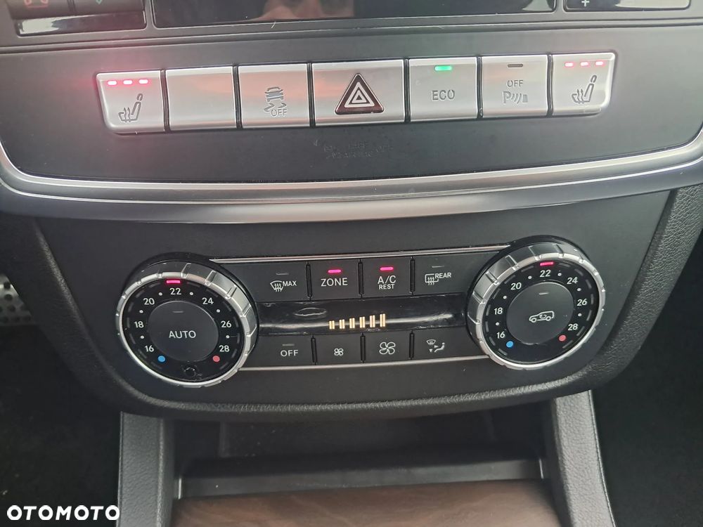 Mercedes-Benz ML - 22