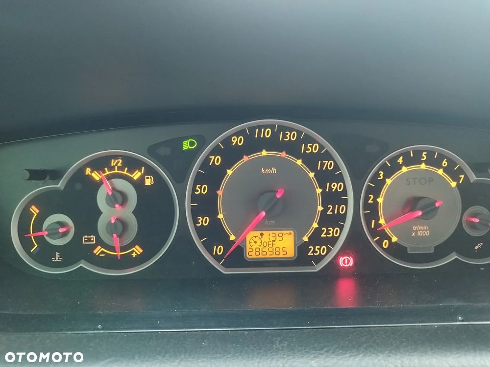 Citroën C5 HDi 110 Style - 2