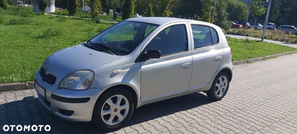 Toyota Yaris 2006 photo 3