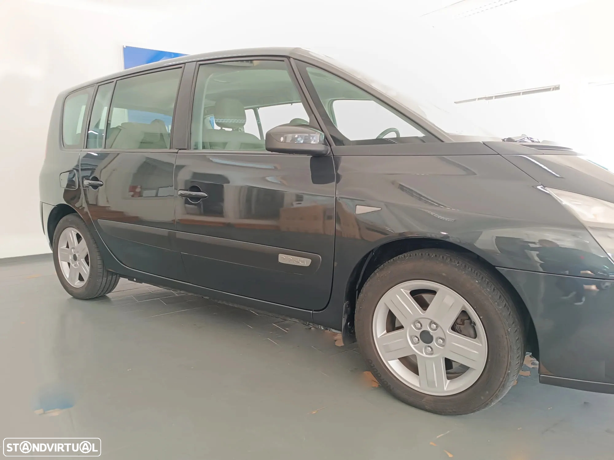 Renault Espace 2.2 dCi Initiale 6L - 4