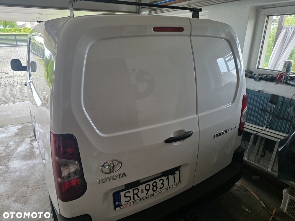 Toyota ProAce Kombi D-4D Medium 2,6t - 4