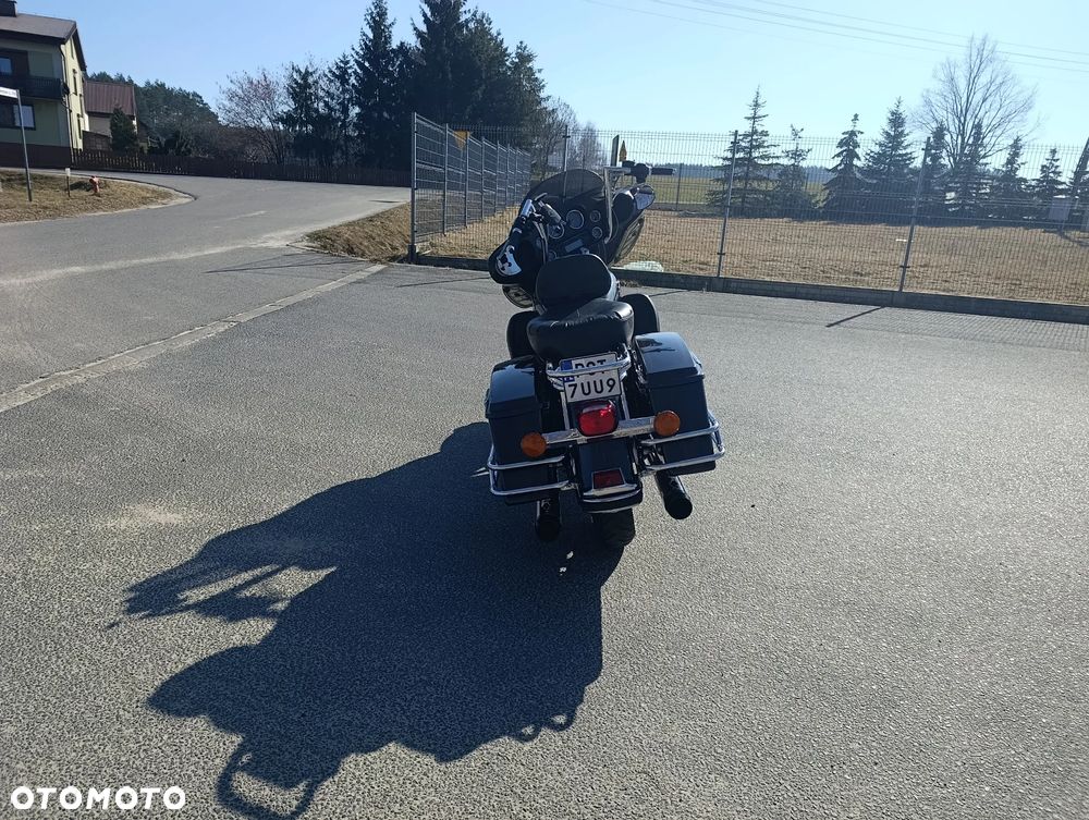 Harley-Davidson FLHT Electra Glide Standard - 6