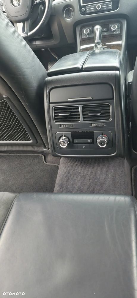 Volkswagen Touareg - 16