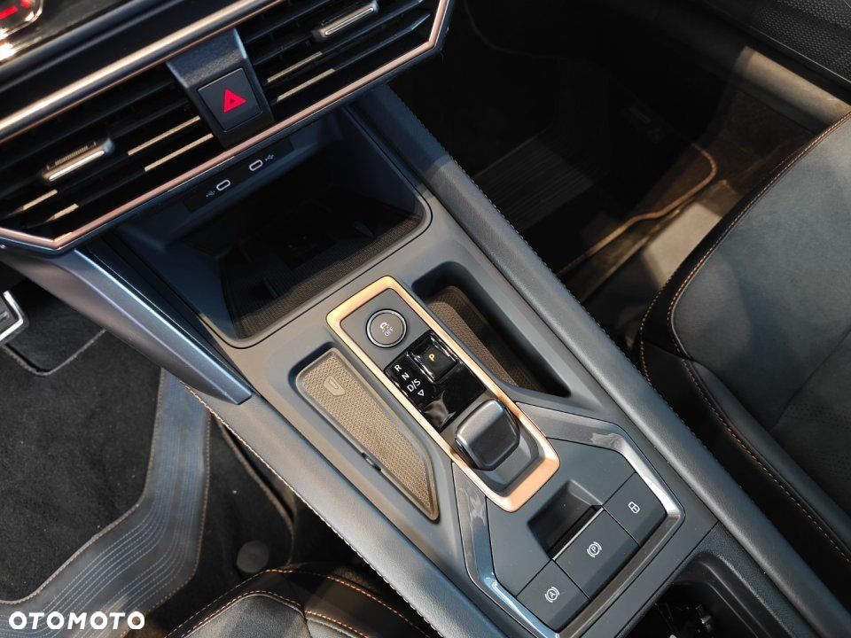 Cupra Formentor - 25