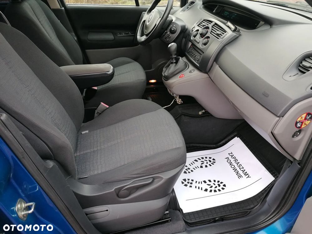 Renault Grand Scenic 2.0 16V Avantage - 17