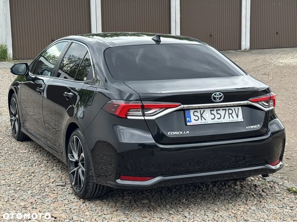 Toyota Corolla 1.8 Hybrid Executive - 24