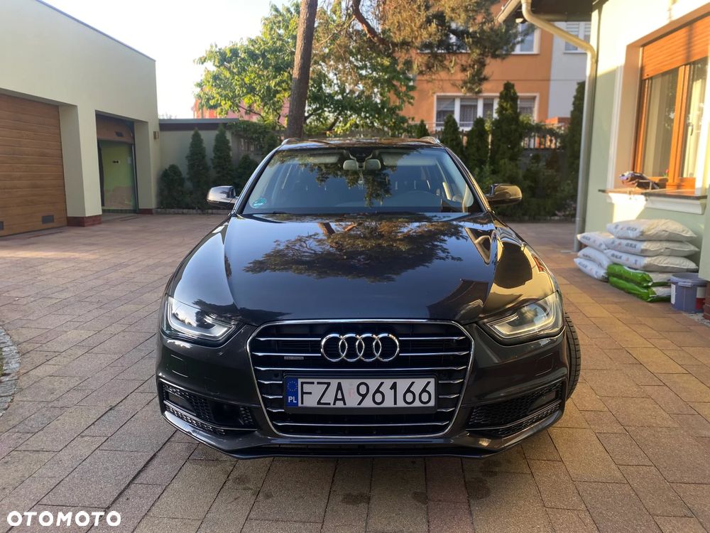 Audi A4 Avant 2.0 TDI S tronic - 4