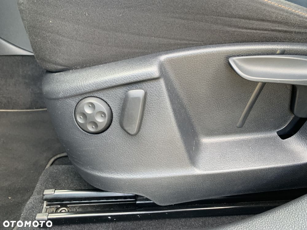 Volkswagen Sharan - 15