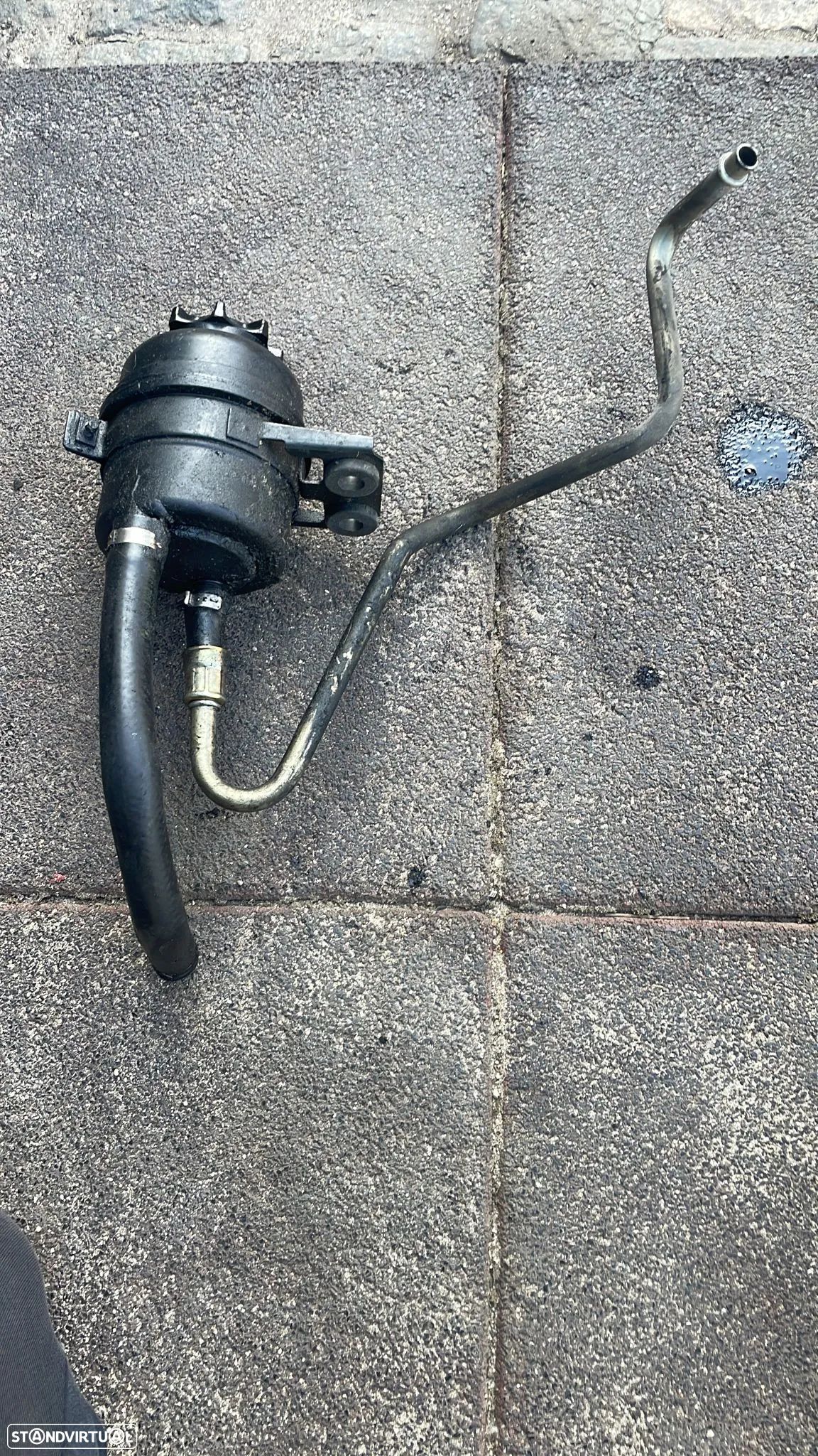 Depósito direção BMW 318 tds - 1