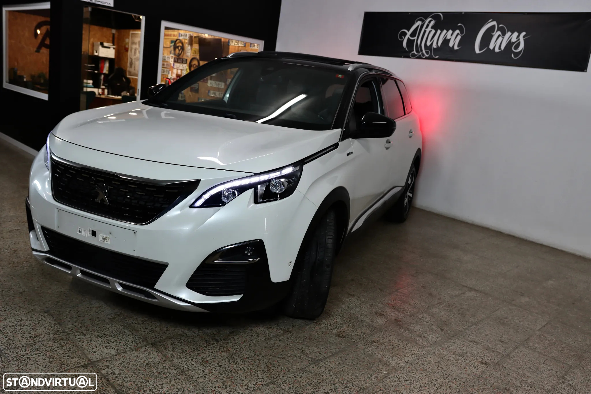 Peugeot 5008 1.5 BlueHDi GT Line J19 EAT8 - 3