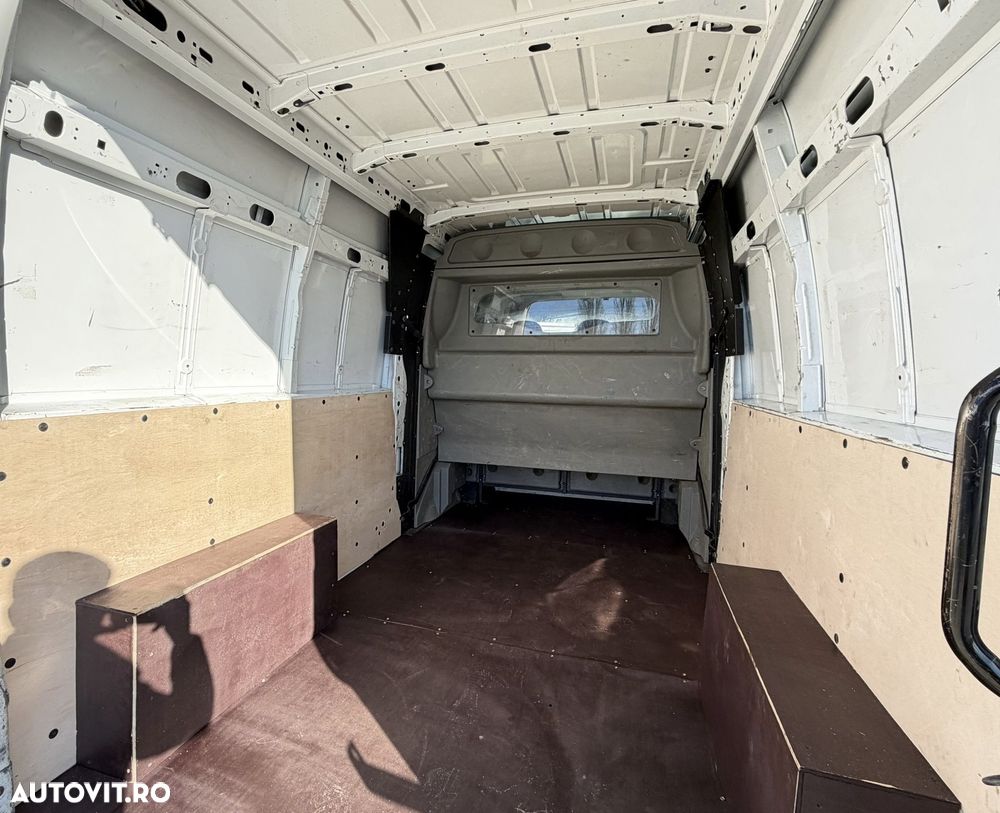 Renault Master DOKA 7 LOCURI - 17