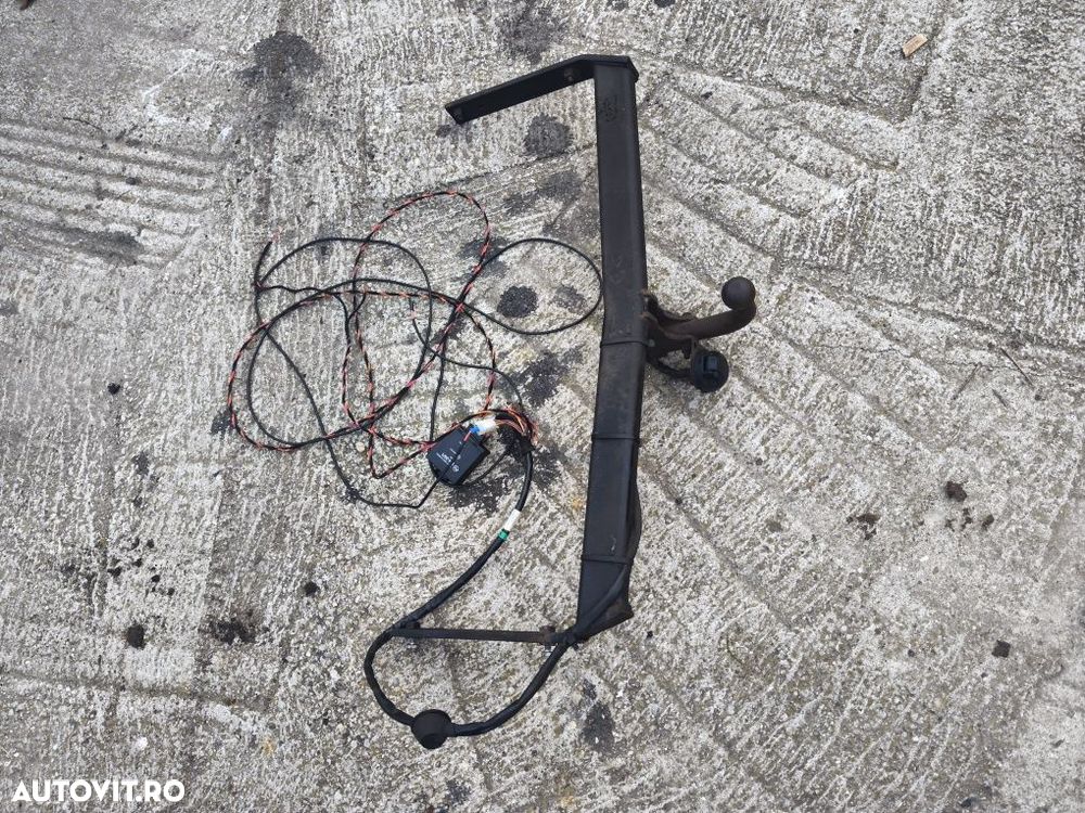 Cârlig de remorcare Thule Volkswagen Passat B6 2005-2010 - 2