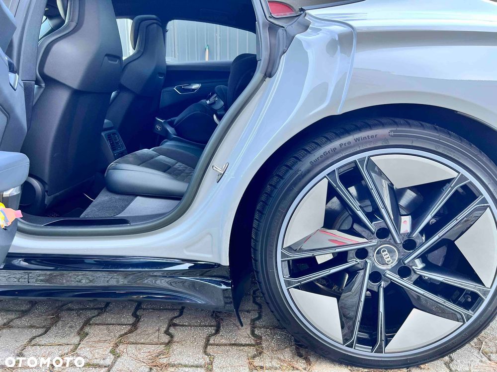 Audi e-tron S Quattro - 18
