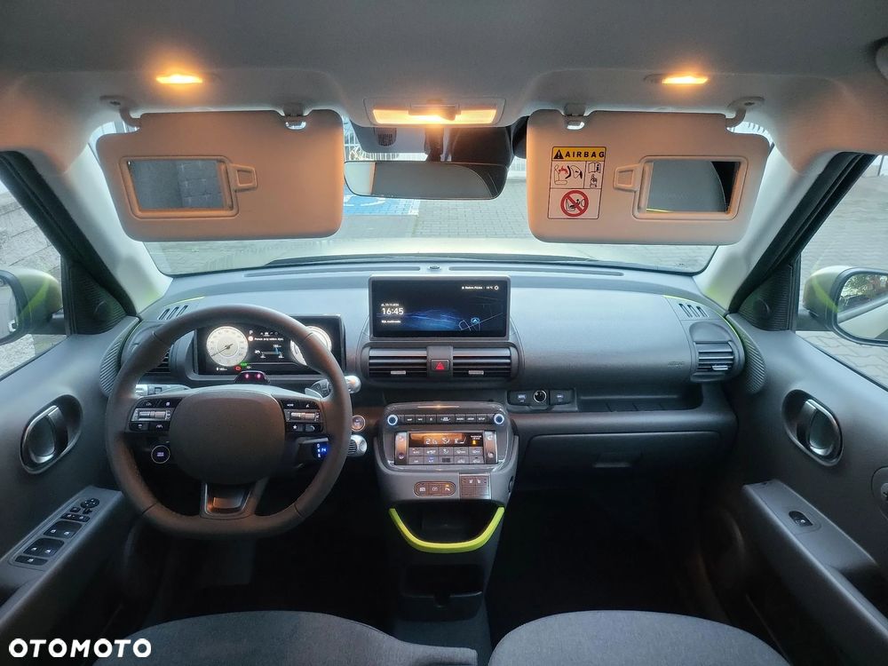 Hyundai Inster 49kWh Cross - 16