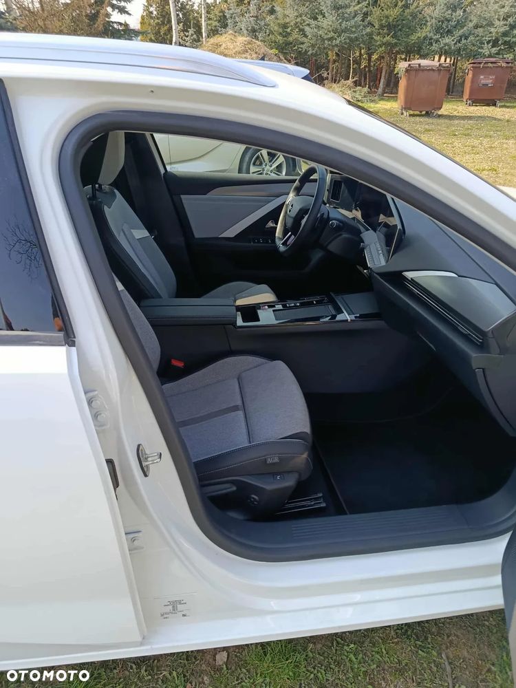 Opel Astra 1.5 D Automatik Edition - 18