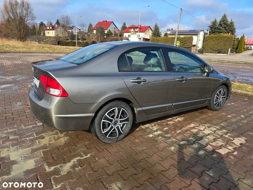 Honda Civic 1.8 Executive - 5