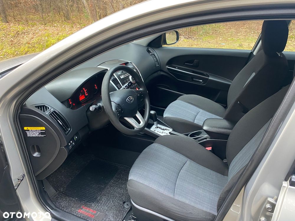 Kia Ceed 1.6 CVVT Automatik Spirit - 3