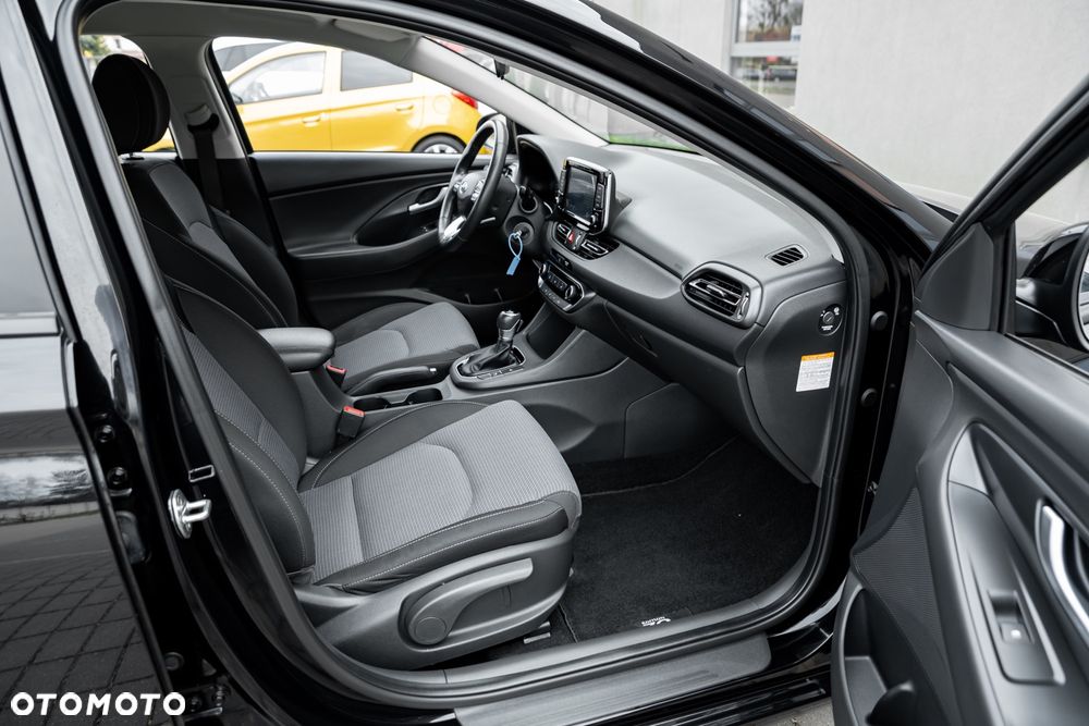 Hyundai i30 1.5 T-GDI 48V Premium DCT - 25