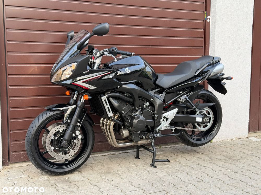 Yamaha FZ6 - 32
