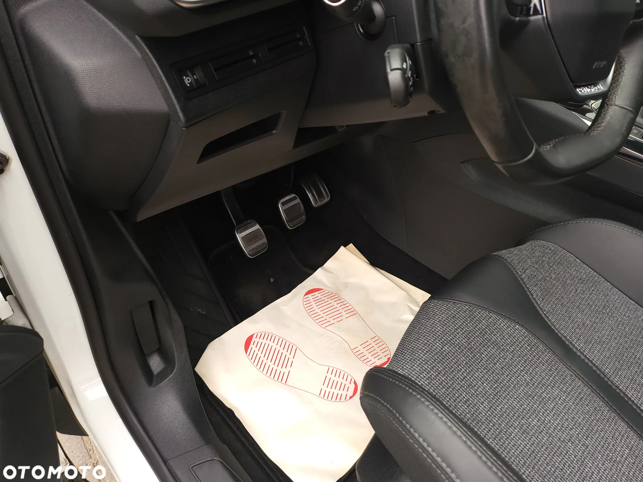 Peugeot 3008 HDi FAP 150 Platinum - 39