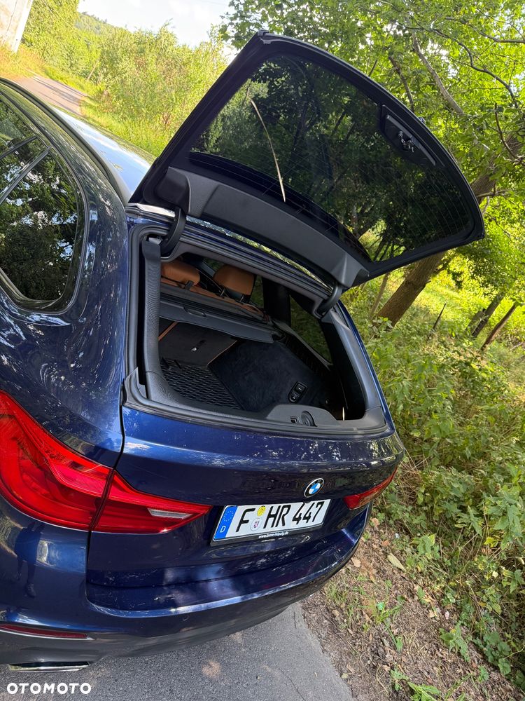 BMW Seria 5 520d xDrive mHEV M Sport sport - 12