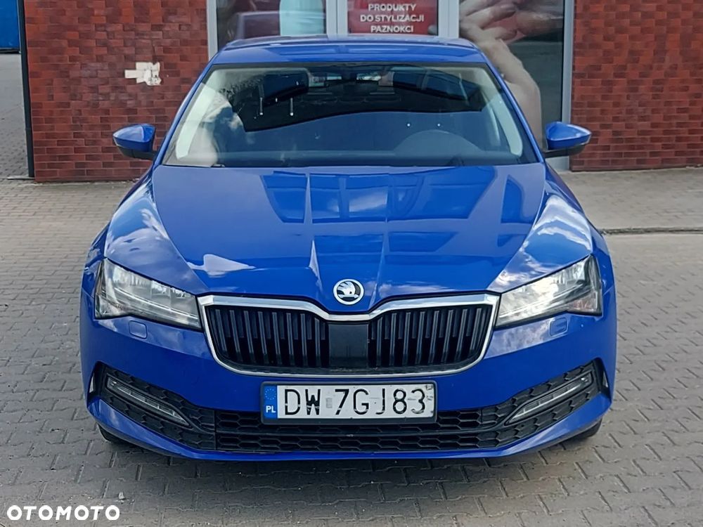 Skoda Superb 1.5 TSI ACT Active DSG - 8
