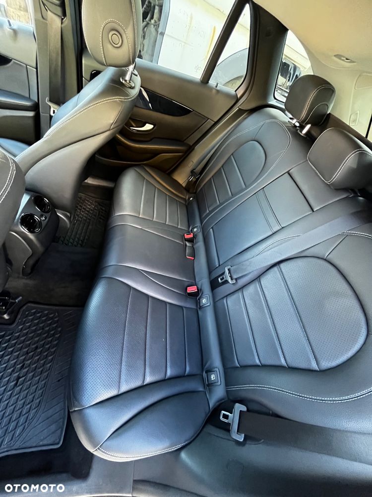 Mercedes-Benz GLC 220 d 4-Matic - 11