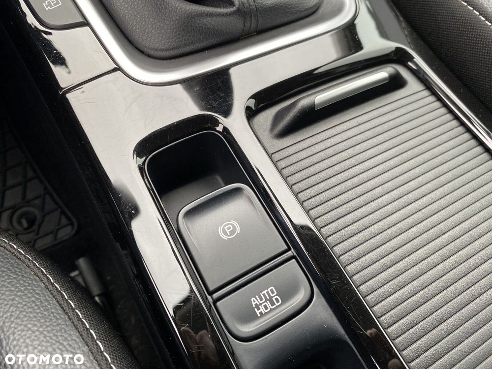 Kia Ceed - 23
