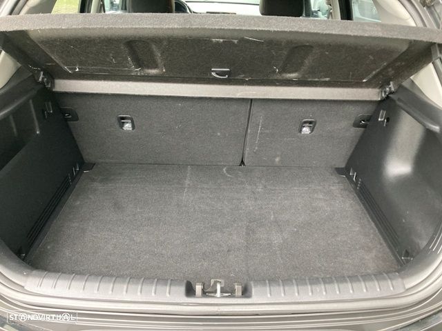 Kia Stonic 1.0 T-GDI 100 OPF DCT7 Vision - 34