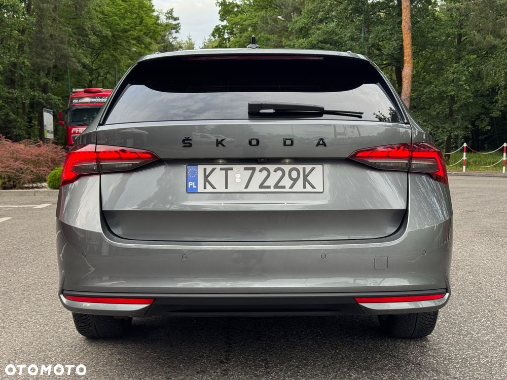 Skoda Octavia 2.0 TDI Essence DSG - 7