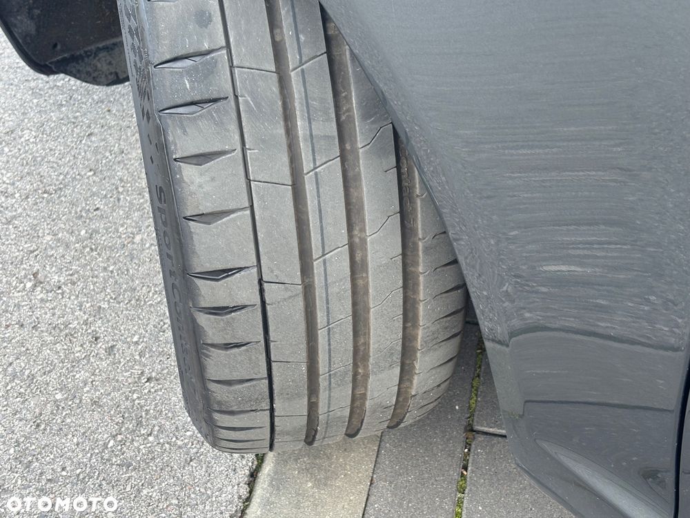 Audi A6 Avant 2.4 - 10