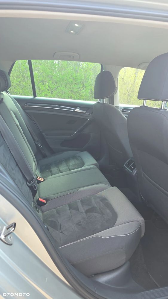 Volkswagen Golf - 14