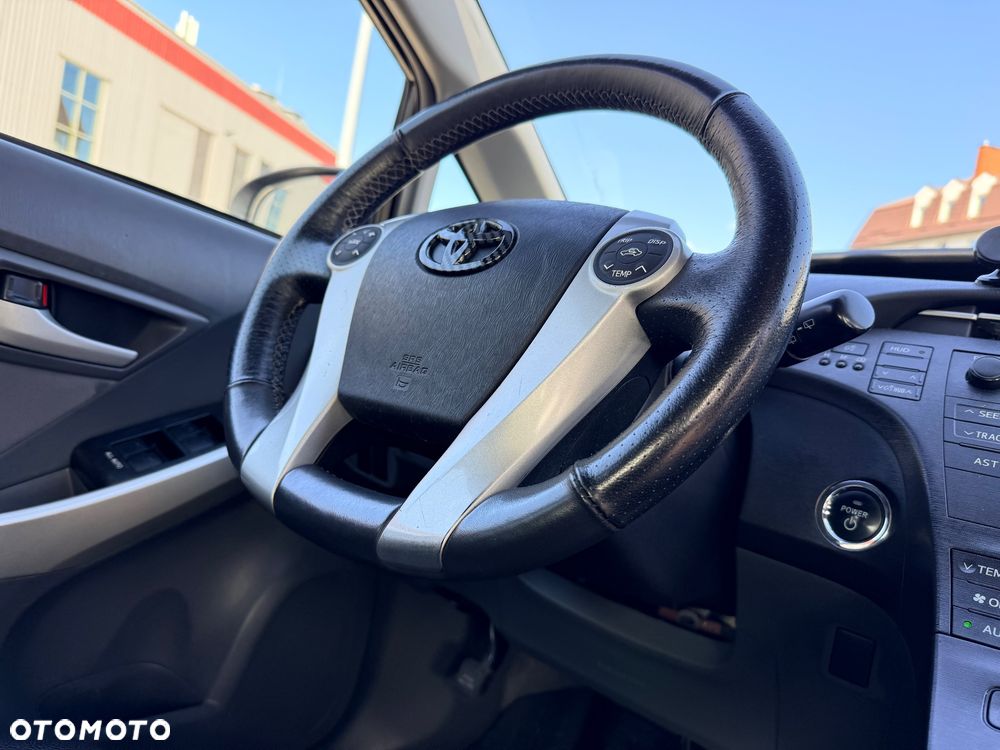 Toyota Prius - 28