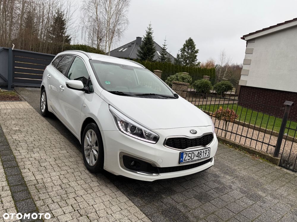 Kia Ceed 1.6 CRDi 136 ISG GT Line - 1