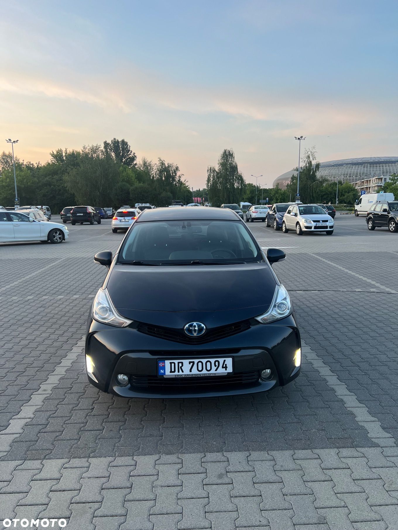 Toyota Prius+ (Hybrid) Comfort - 1