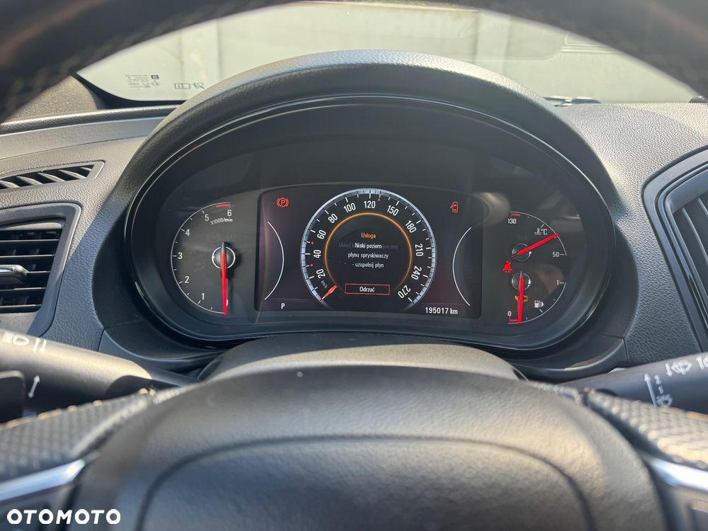 Opel Insignia - 11