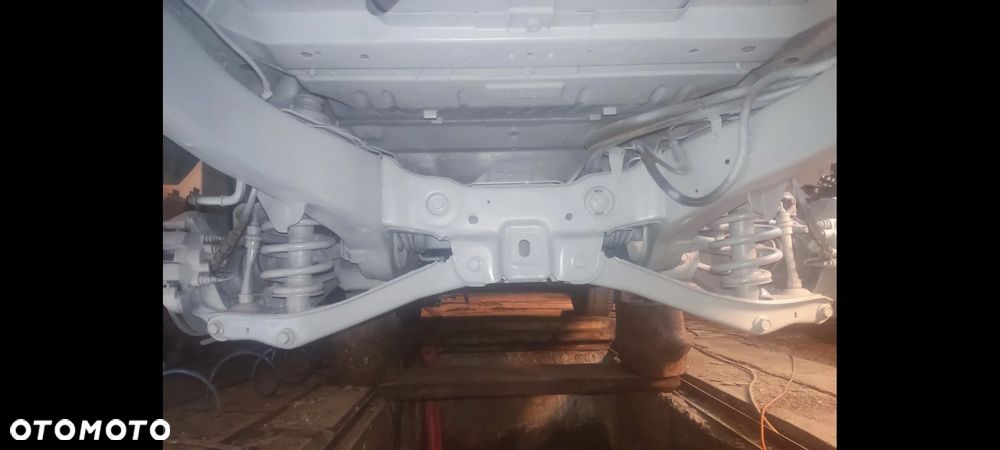 Ford Explorer 4.0 4WD - 36