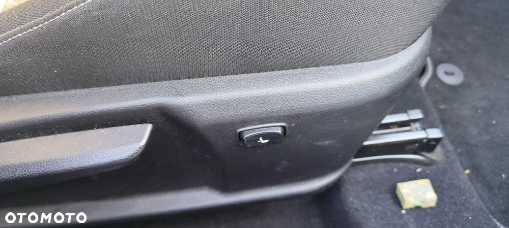 Kia Ceed 1.6 CRDi GT Line - 11