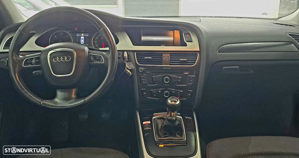 Audi A4 2.0 TDI exclusive - 10