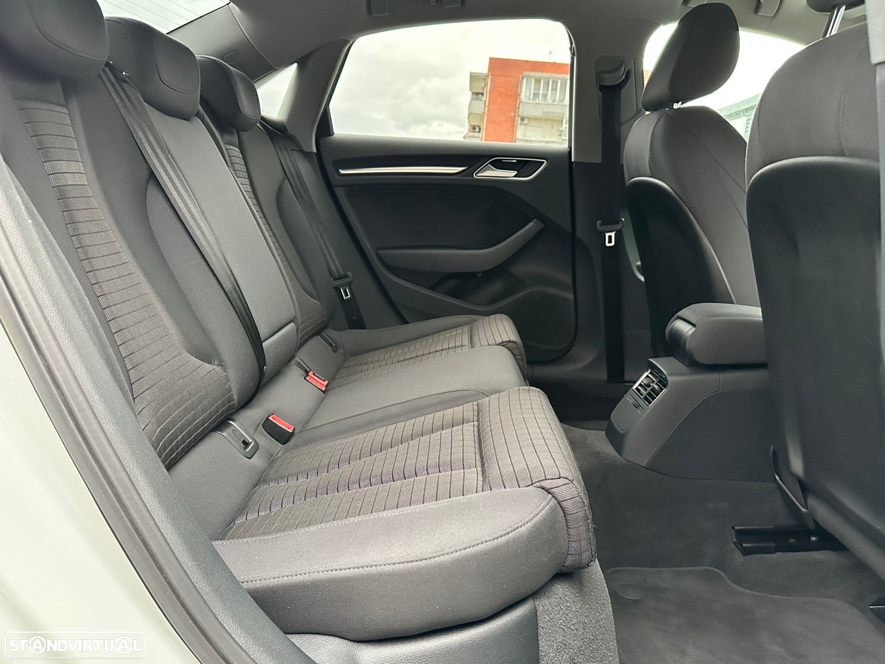 Audi A3 Limousine 35 TDI S line S tronic - 20