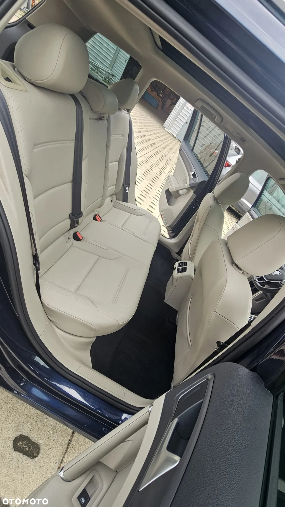 Volkswagen Golf - 17