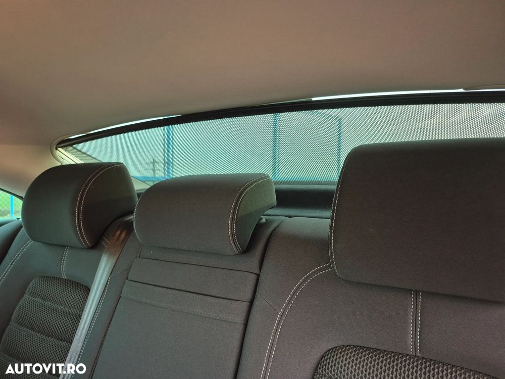 Volkswagen Passat CC 2.0 TDI DPF DSG - 29