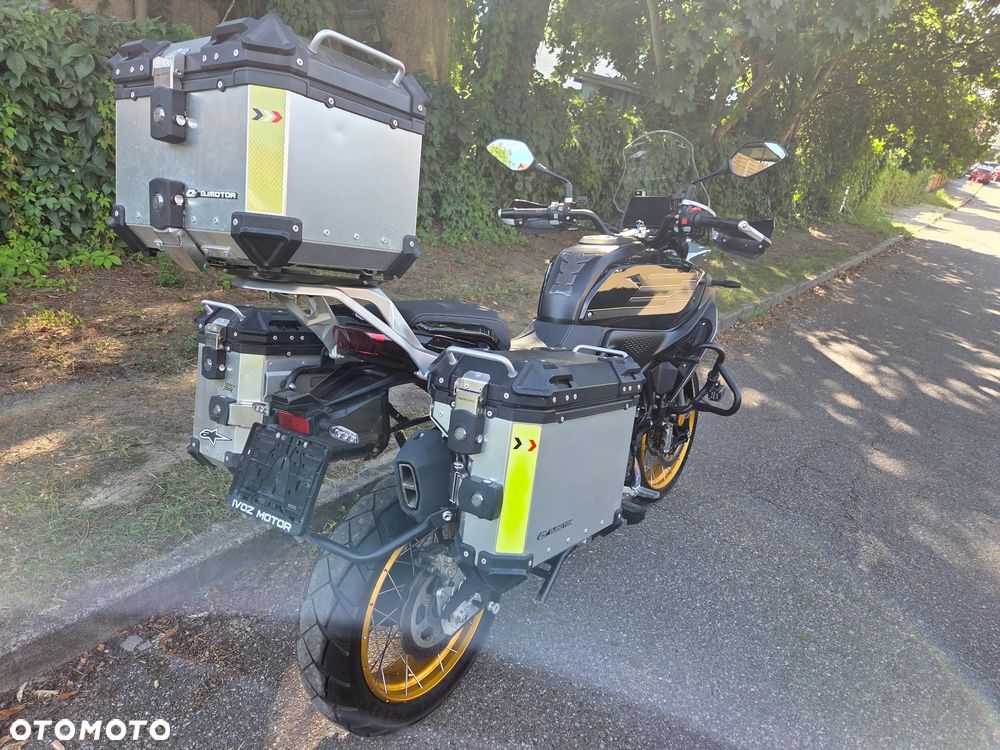QJMOTOR SRK 700 - 5